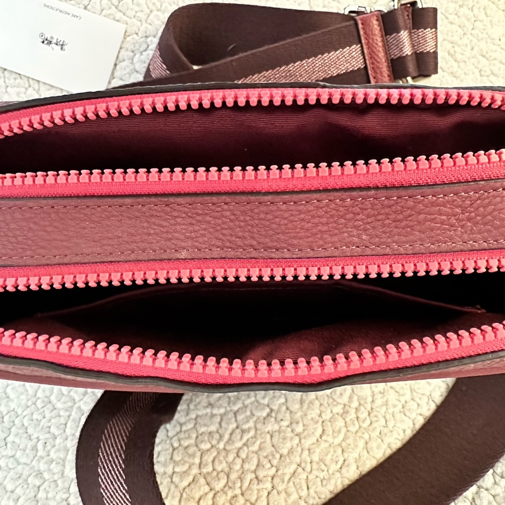 Vale Jes Crossbody In Signature Canvas With Rexy By G… Gem